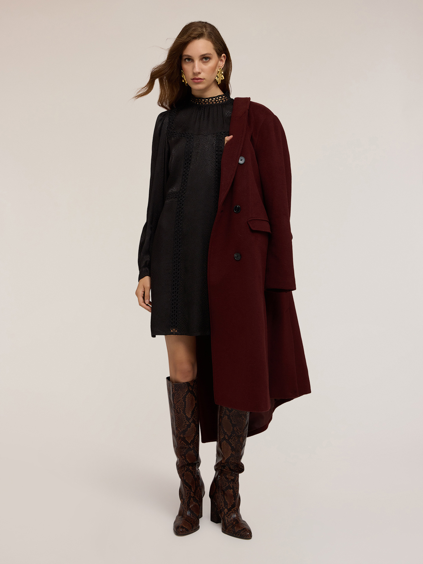 Jacquard-Kleid mit Stehkragen image number 2