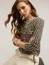 Cardigan tricotat ajurat image number 0
