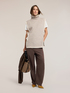 Poncho aus gerippter Strickware mit Rollkragen image number 3