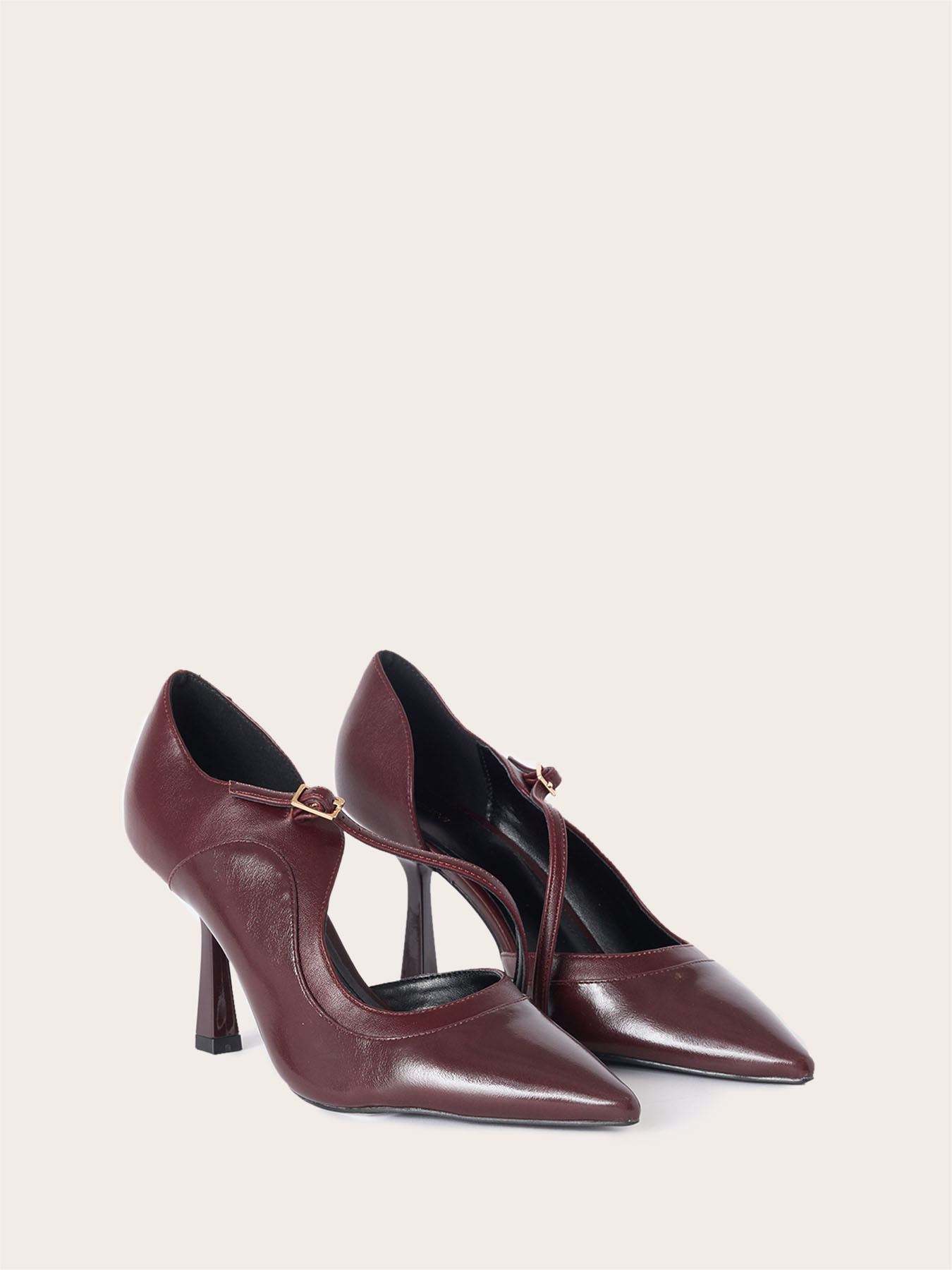 Pointed-toe pumps with asymmetric strap image number 2