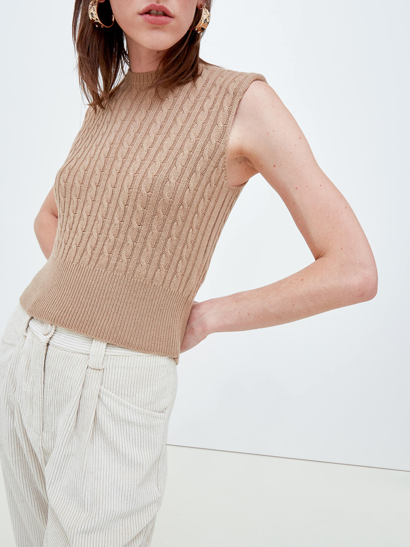 Gilet a trecce misto lana image number 2