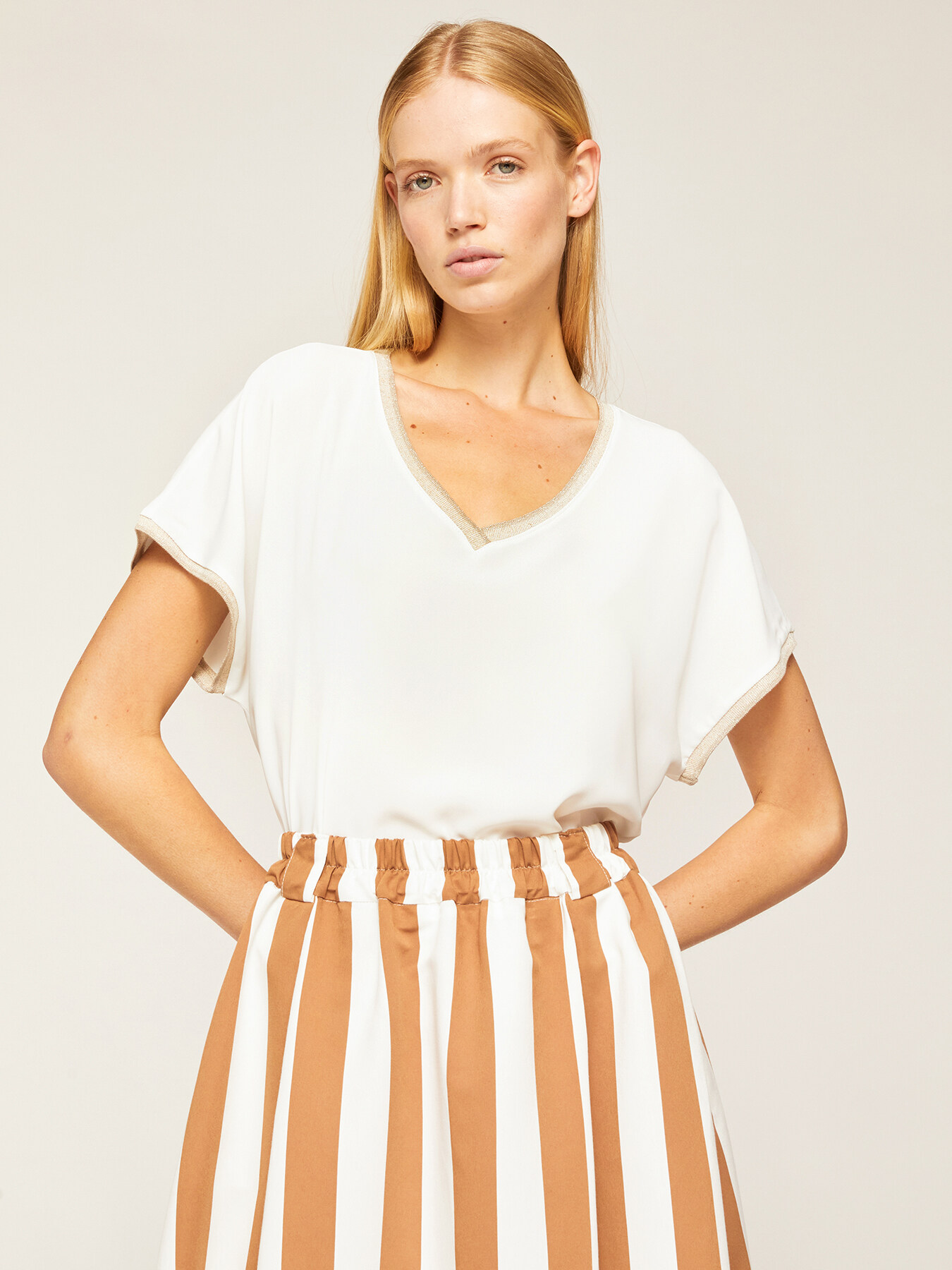 T-shirt a kimono in raso con bordi lurex image number 0