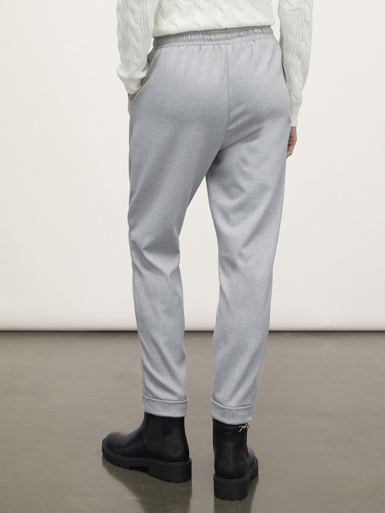 Jogging avec pli marqu&eacute; image number 1