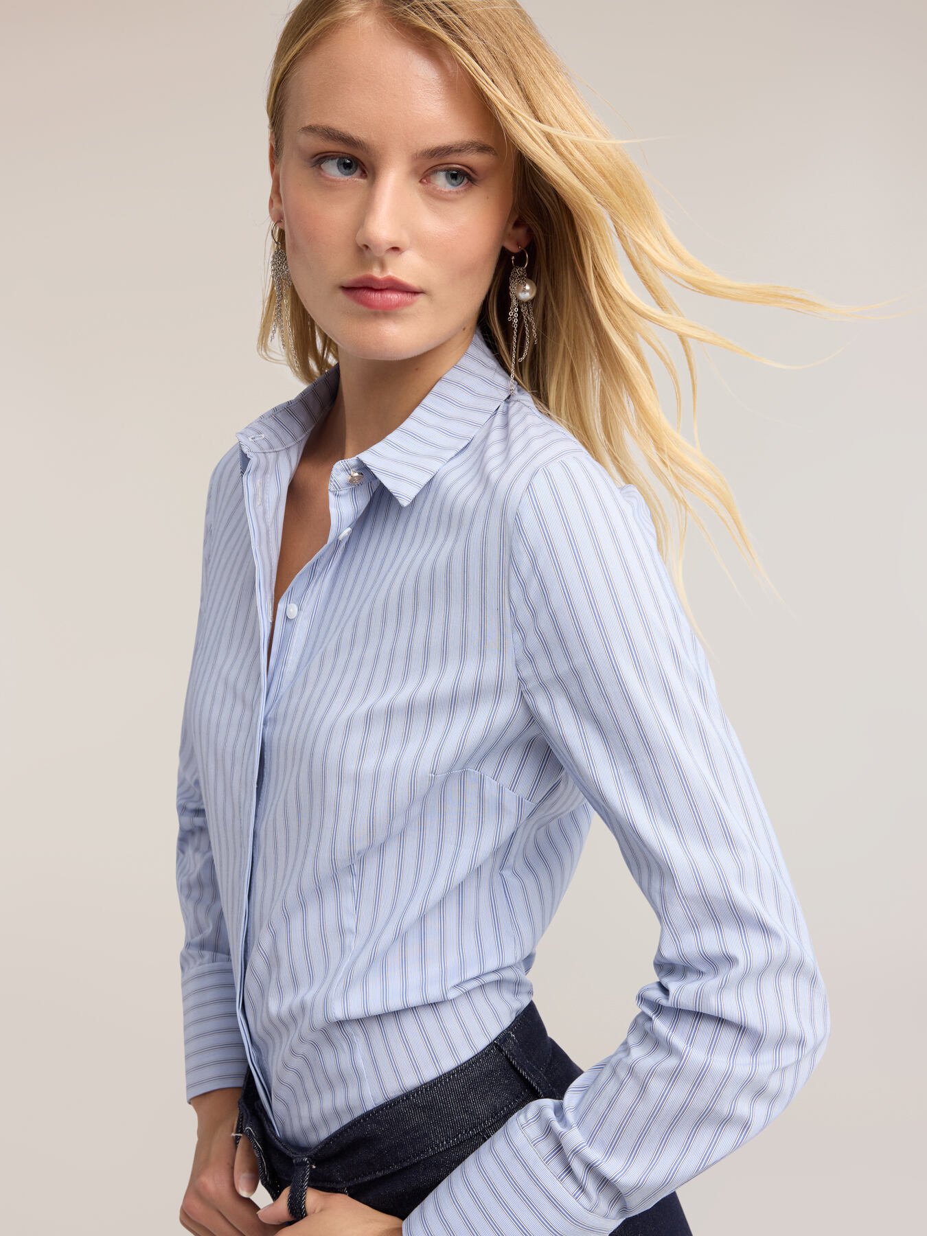 Chemise en popeline ray&eacute;e image number 3