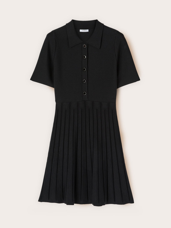 Fine knit shirt dress with pleated skirt