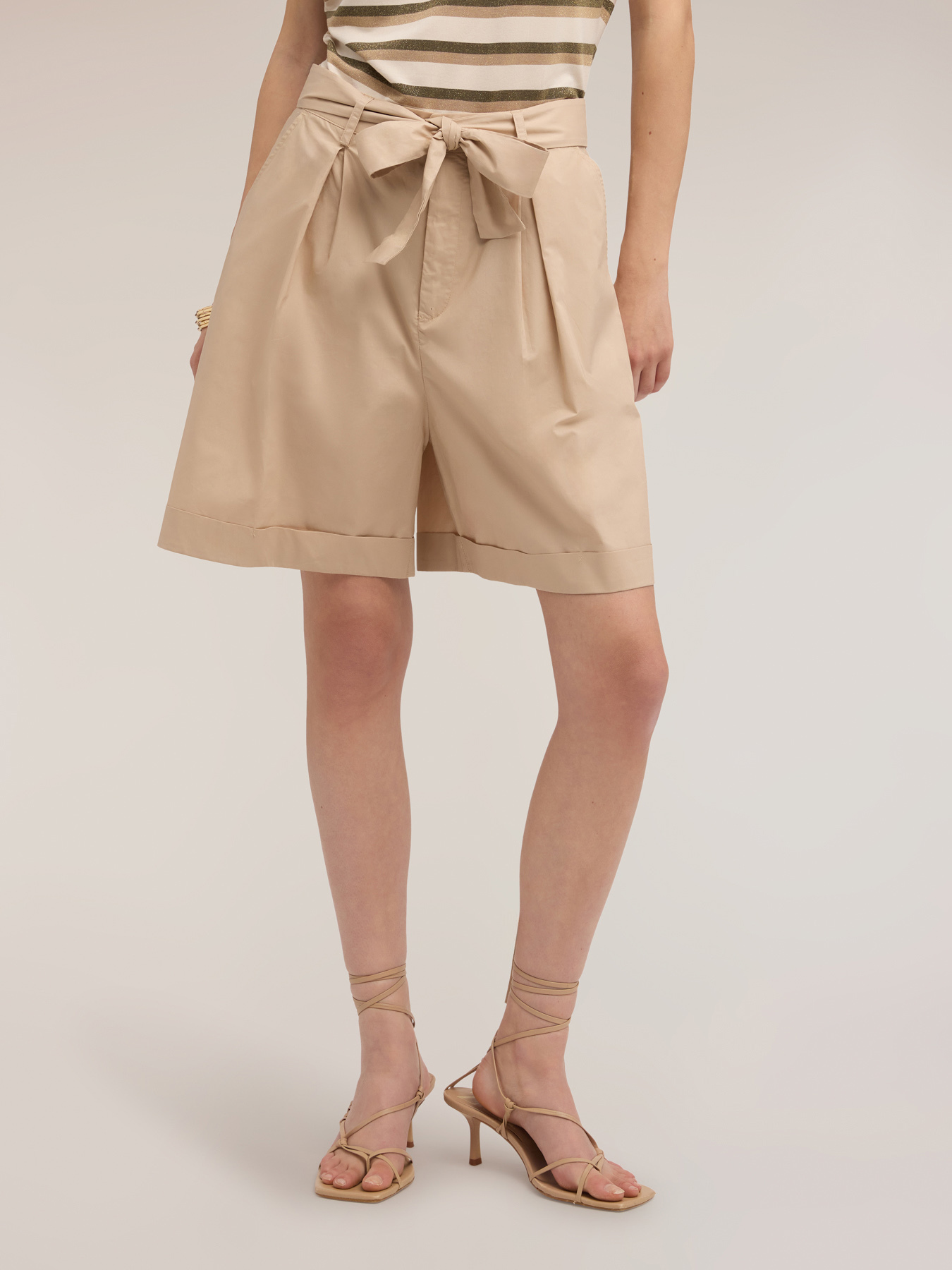 Poplin Bermuda shorts with sash belt image number 2