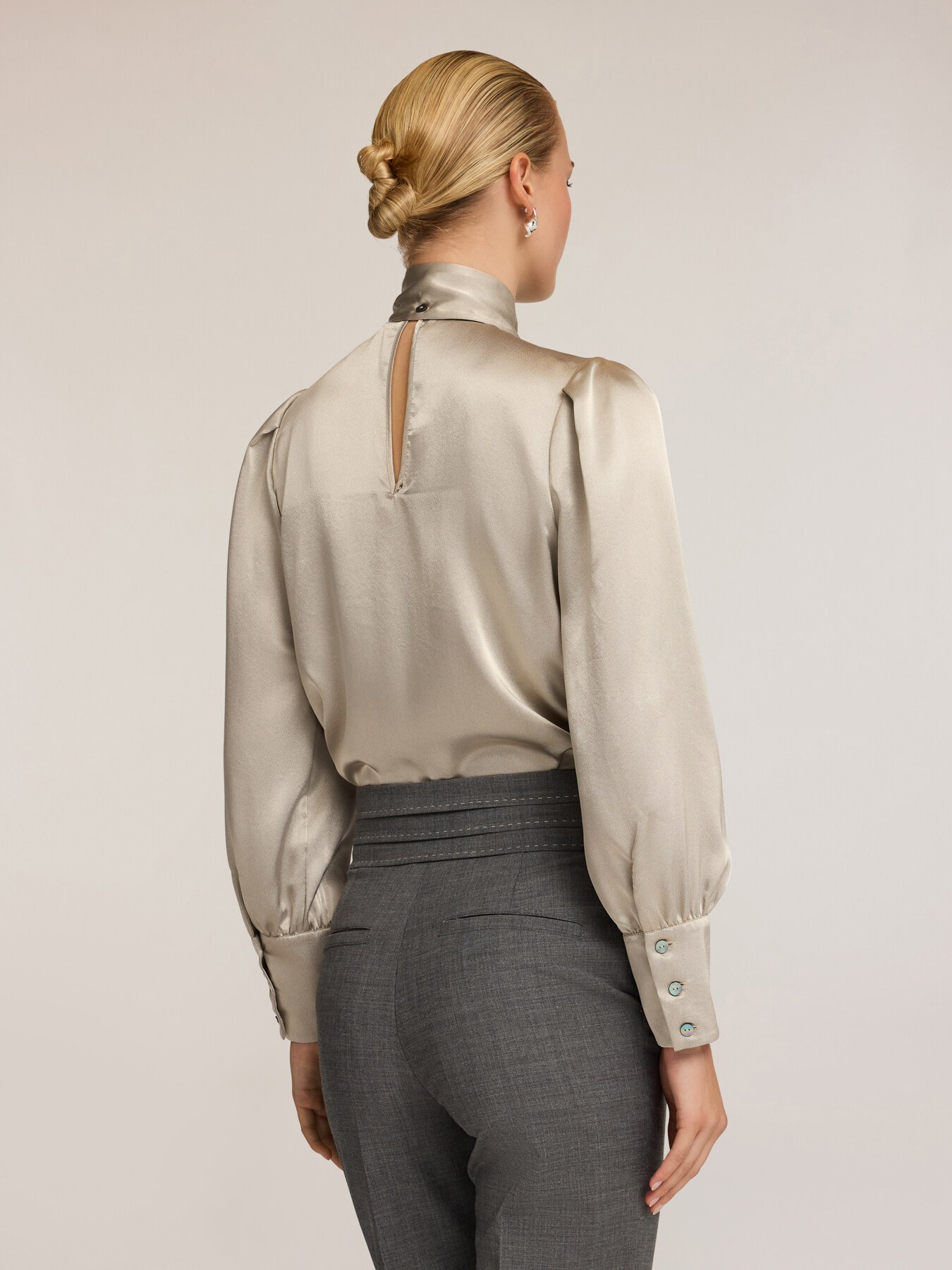 Satin bodysuit blouse with bow at the neck image number 1