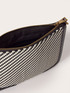 Flache Tasche mit zweifarbigem Flechtmuster image number 4
