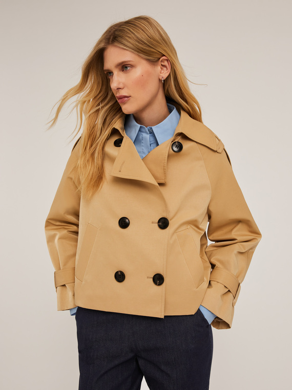 Short double-breasted trench coat
