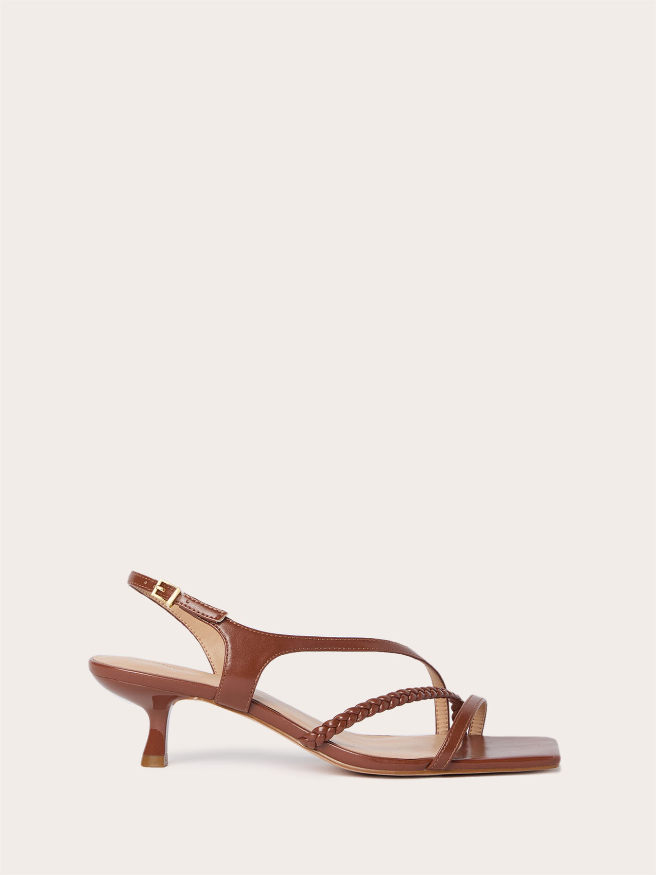 Sandalen mit Spulenabsatz und geflochtenen Riemen image number 1