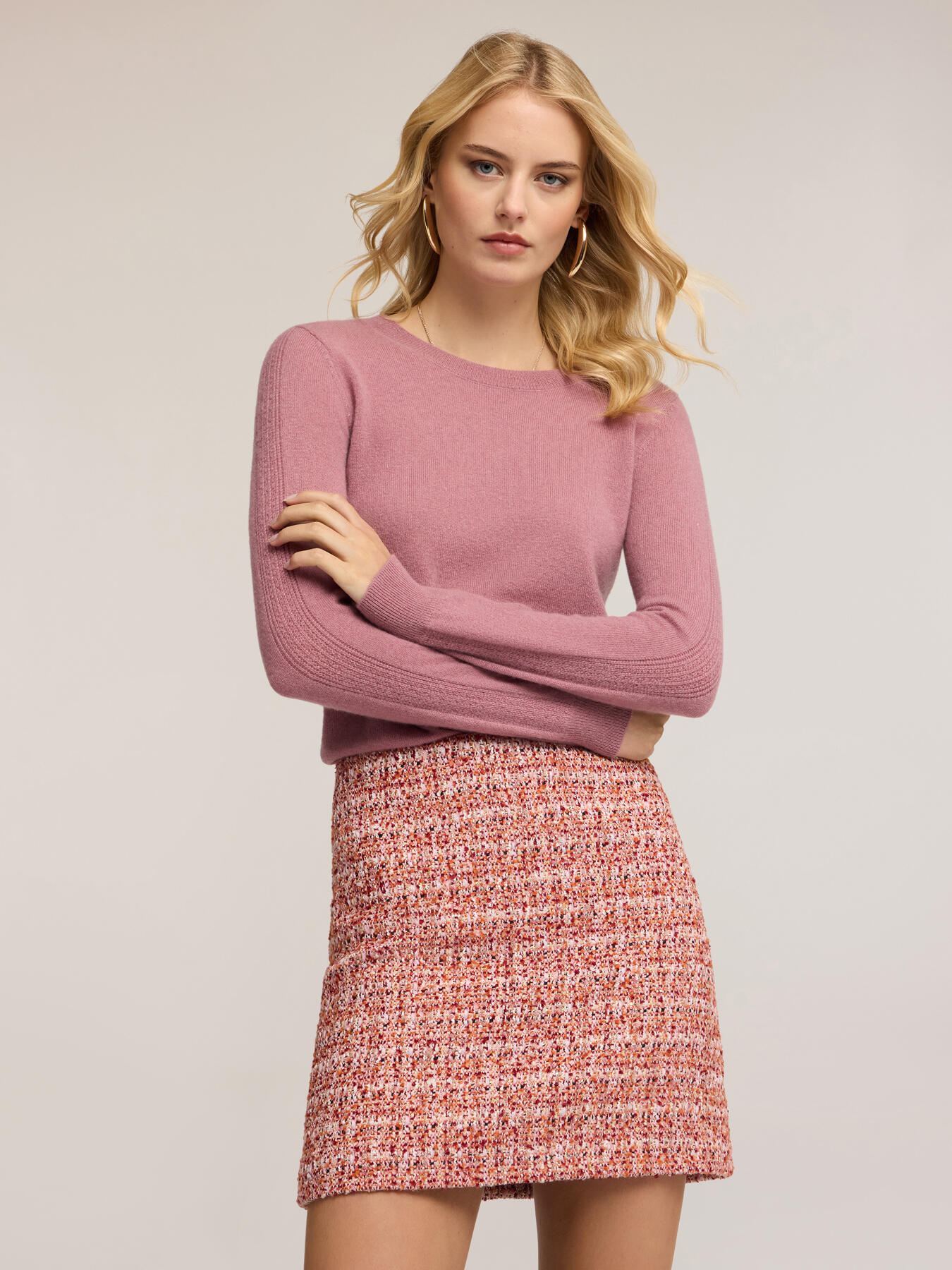 Cashmere sweater with ribbed sleeves image number 0