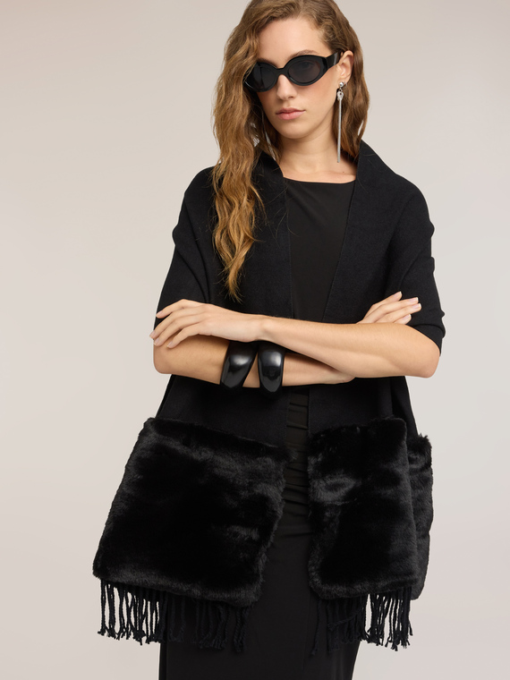 Scarf with fringe and plush trim