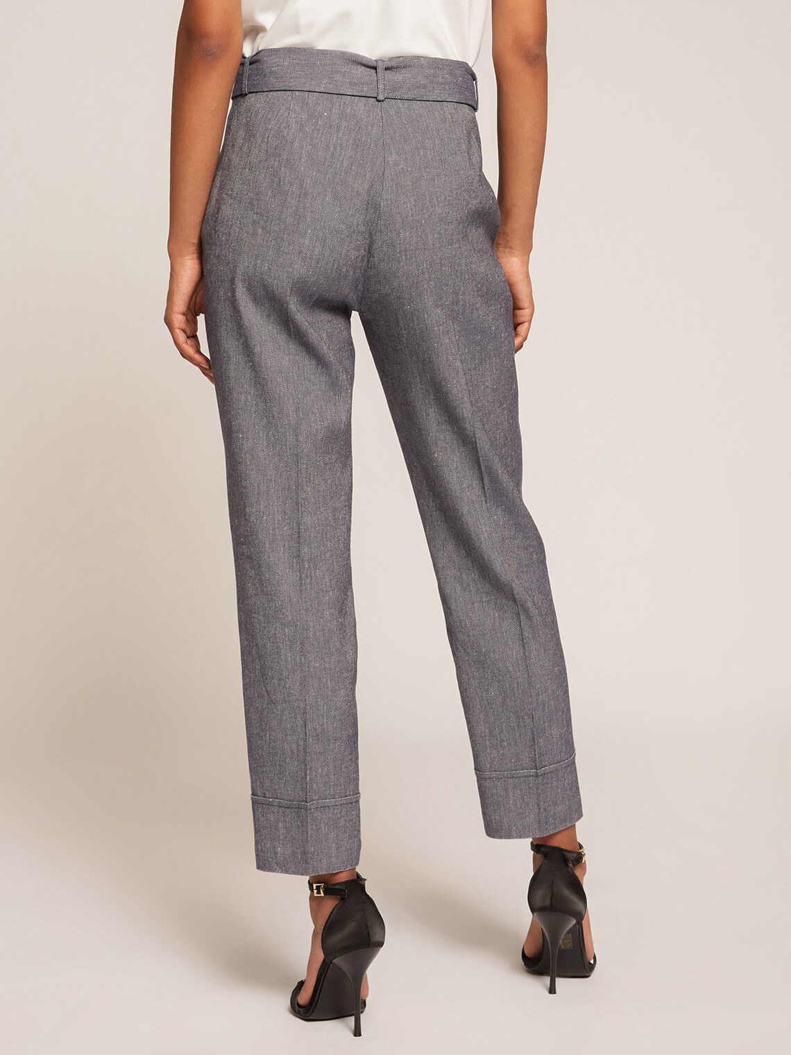 Straight-leg trousers with sash 