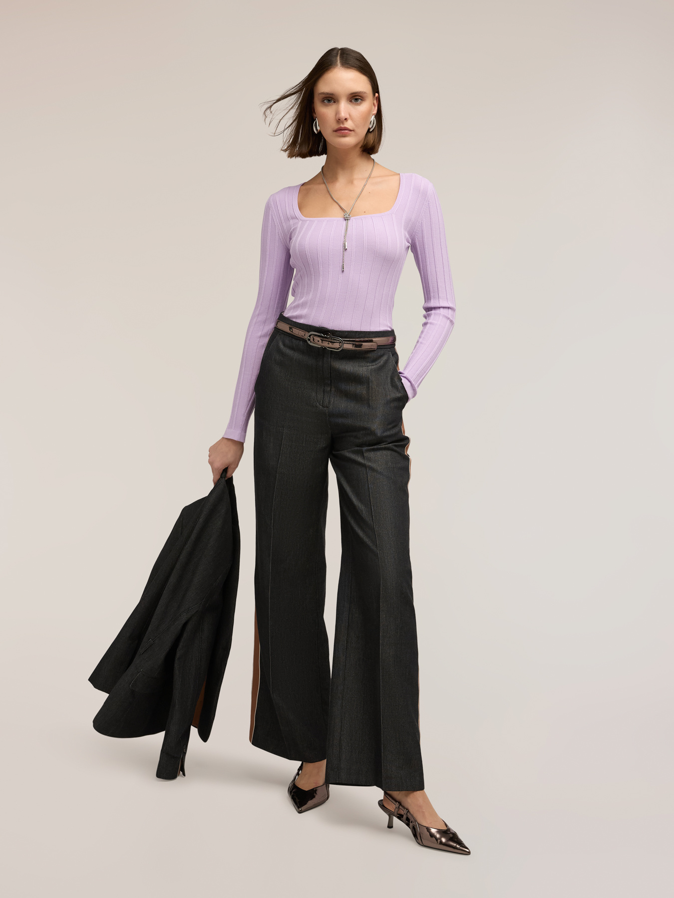 Ribbed knit top with square neckline image number 0