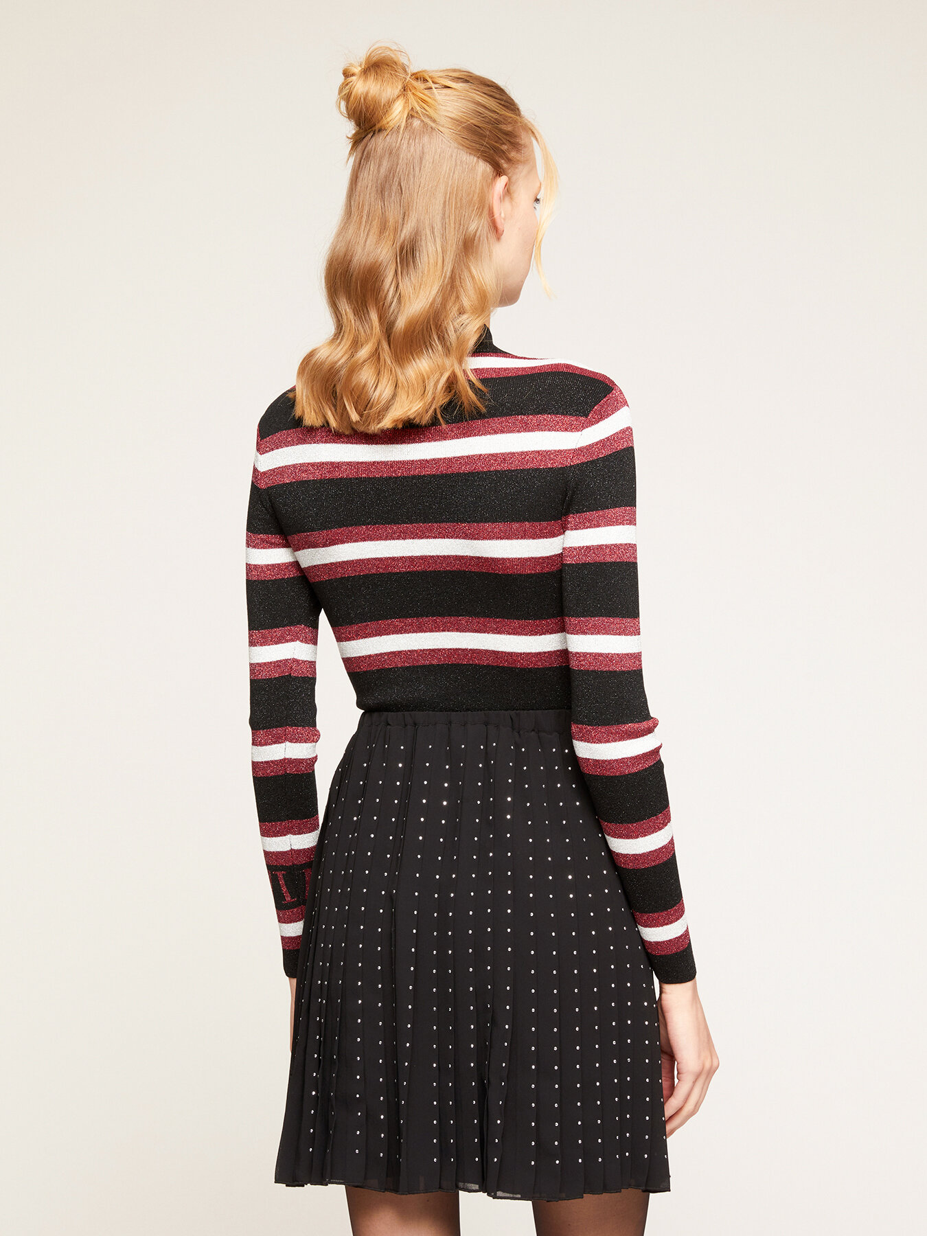 Jersey con cuello cisne de l&uacute;rex a rayas image number 1