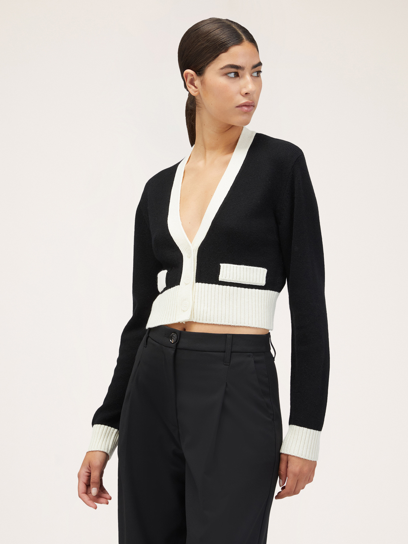 C&aacute;rdigan corto bicolor image number 0