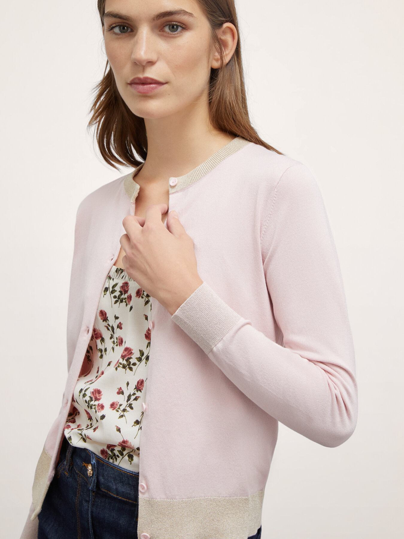 C&aacute;rdigan con bordes de l&uacute;rex image number 2