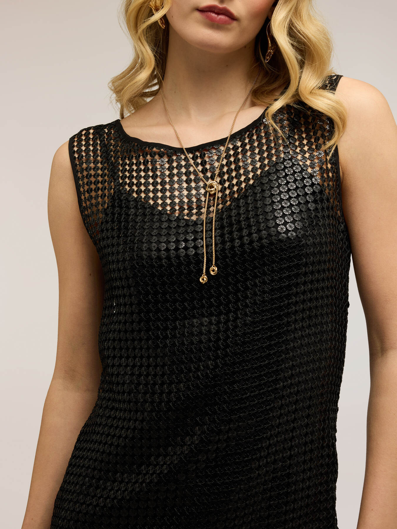 Kurzes Netzkleid mit Pailletten image number 2
