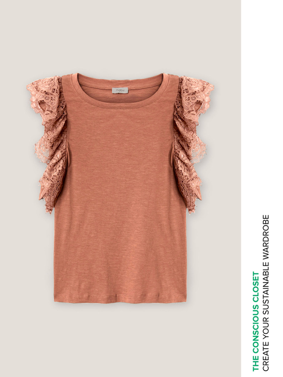 T-shirt con volant in pizzo
