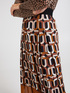 Falda plisada con estampado geométrica image number 2