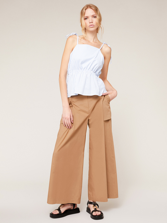 Wide-leg trousers with crease