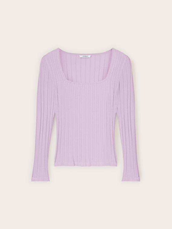 Maglia a coste con scollo quadrato