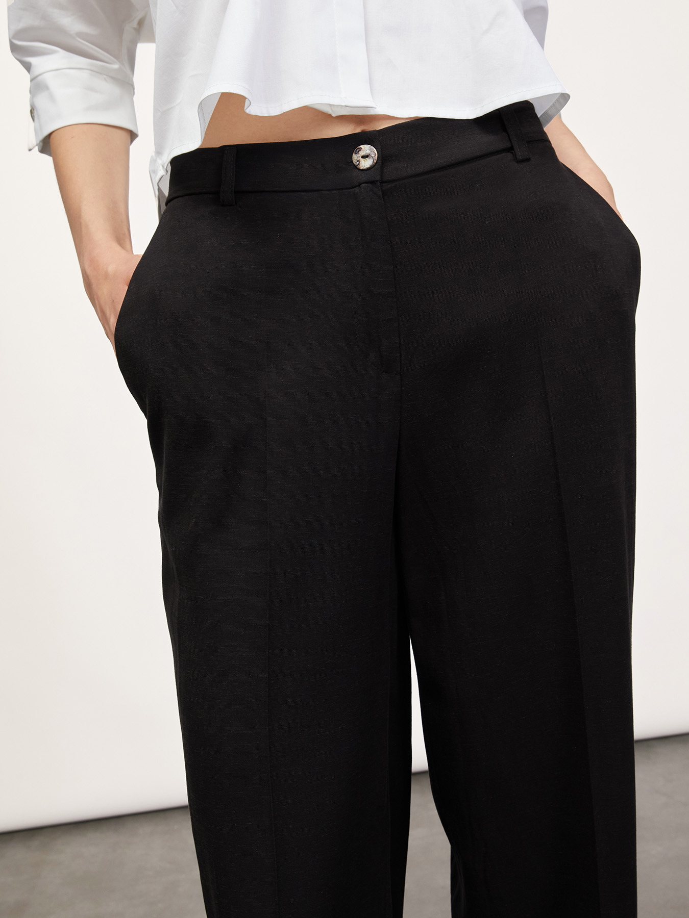 Pantalon large en lin m&eacute;lang&eacute; image number 2