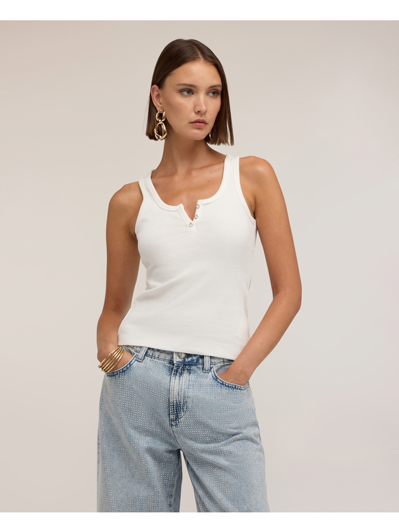 Ribbed top with jewel buttons