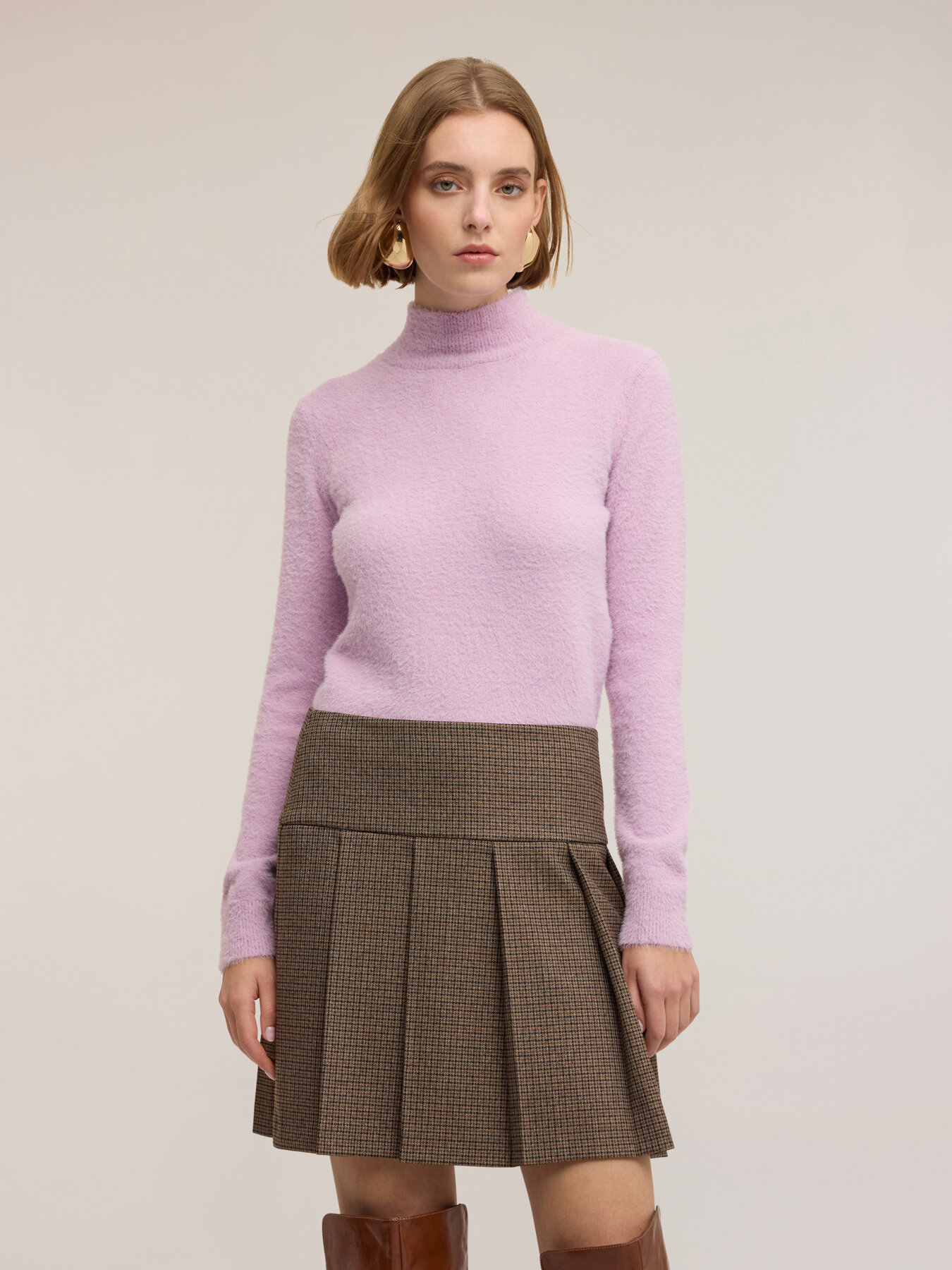 Turtleneck sweater in viscose blend image number 0