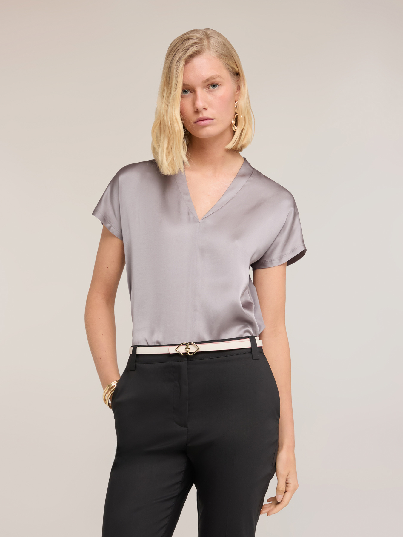 Two-material V-neck T-shirt image number 0