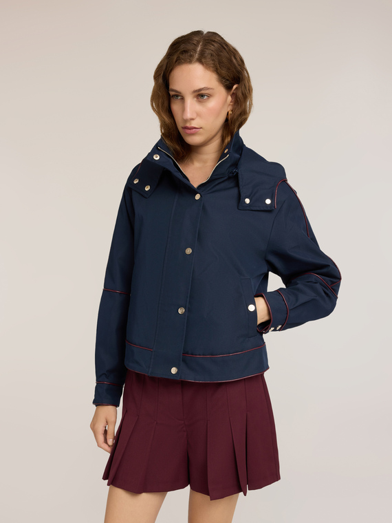 Short parka in technical cotton