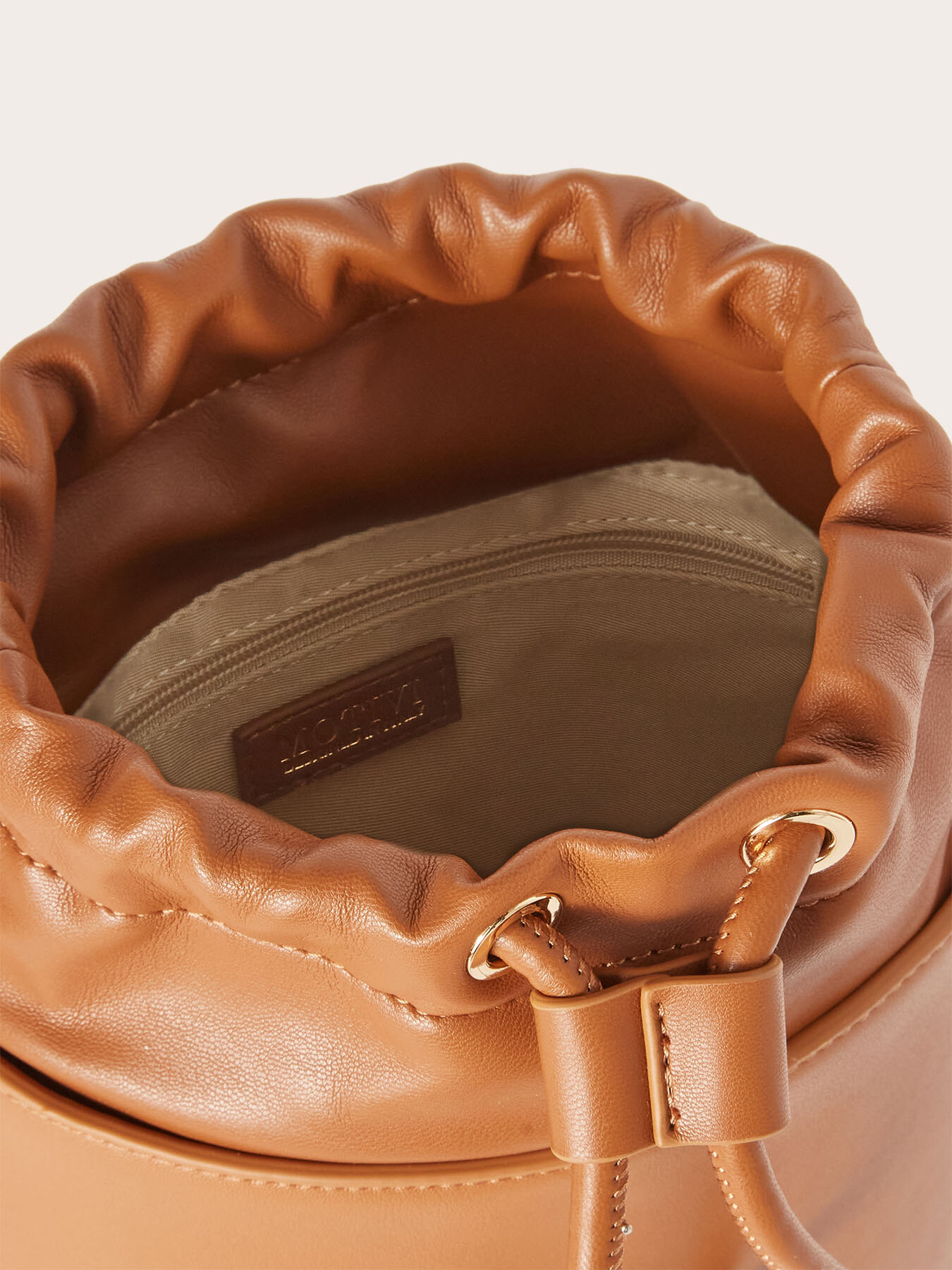 Bucket - Bucket back pack image number 4