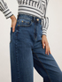 Jeans mit weitem Bein Lila image number 2