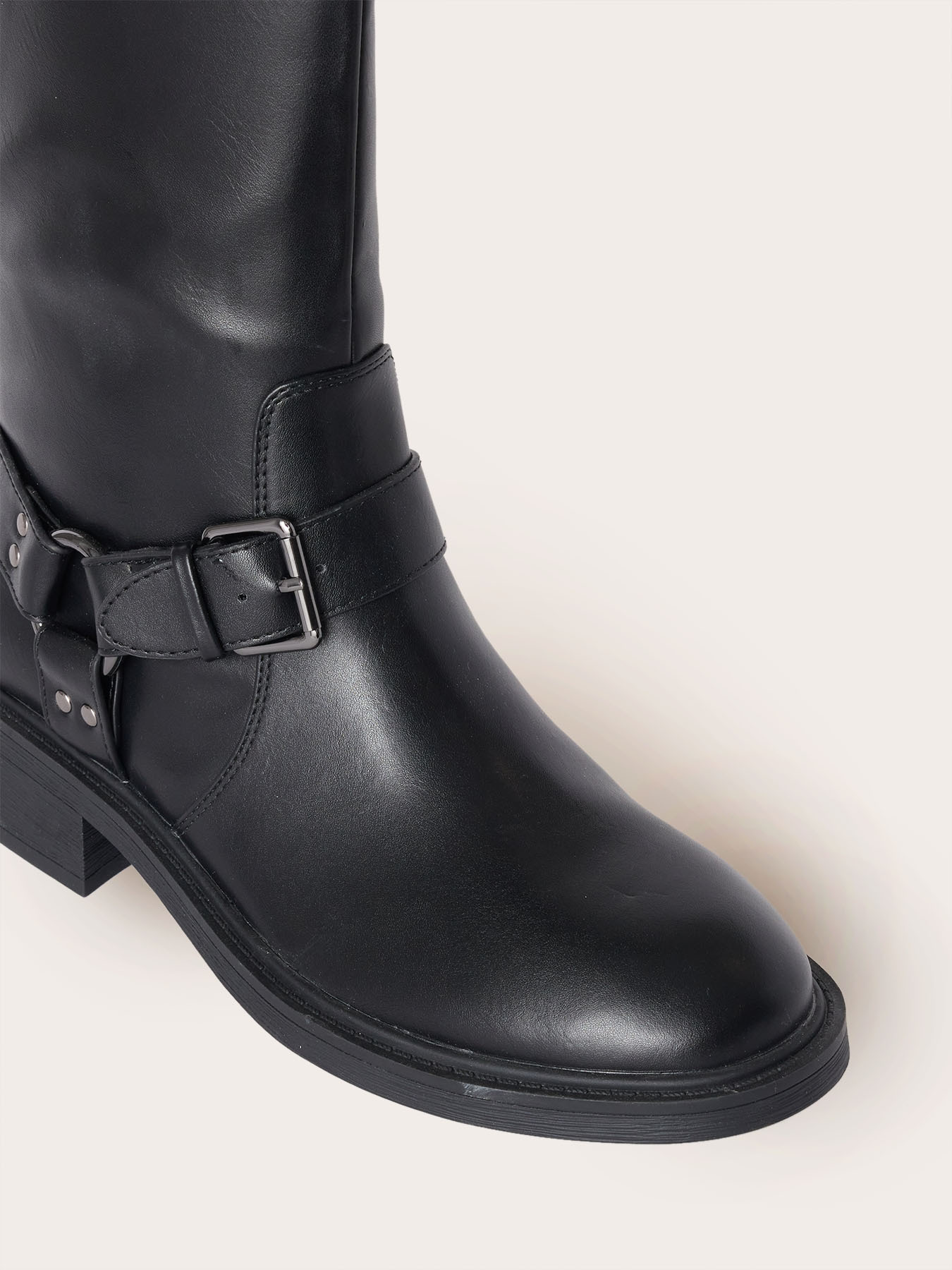 Biker boots with buckles image number 3