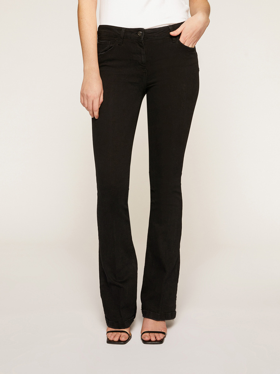 High-waisted Elle flared jeans