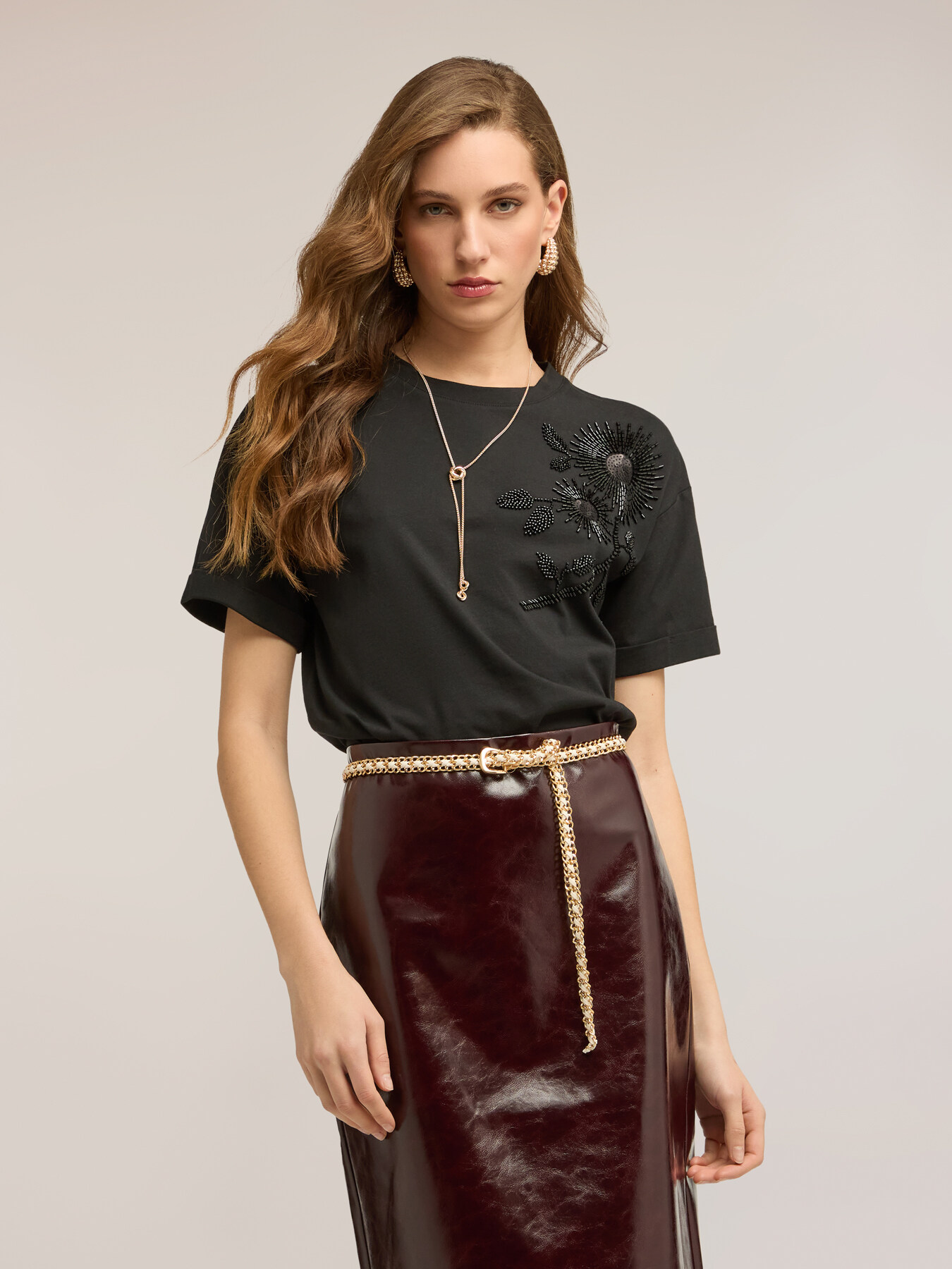 T-shirt en jersey avec applications florales image number 3