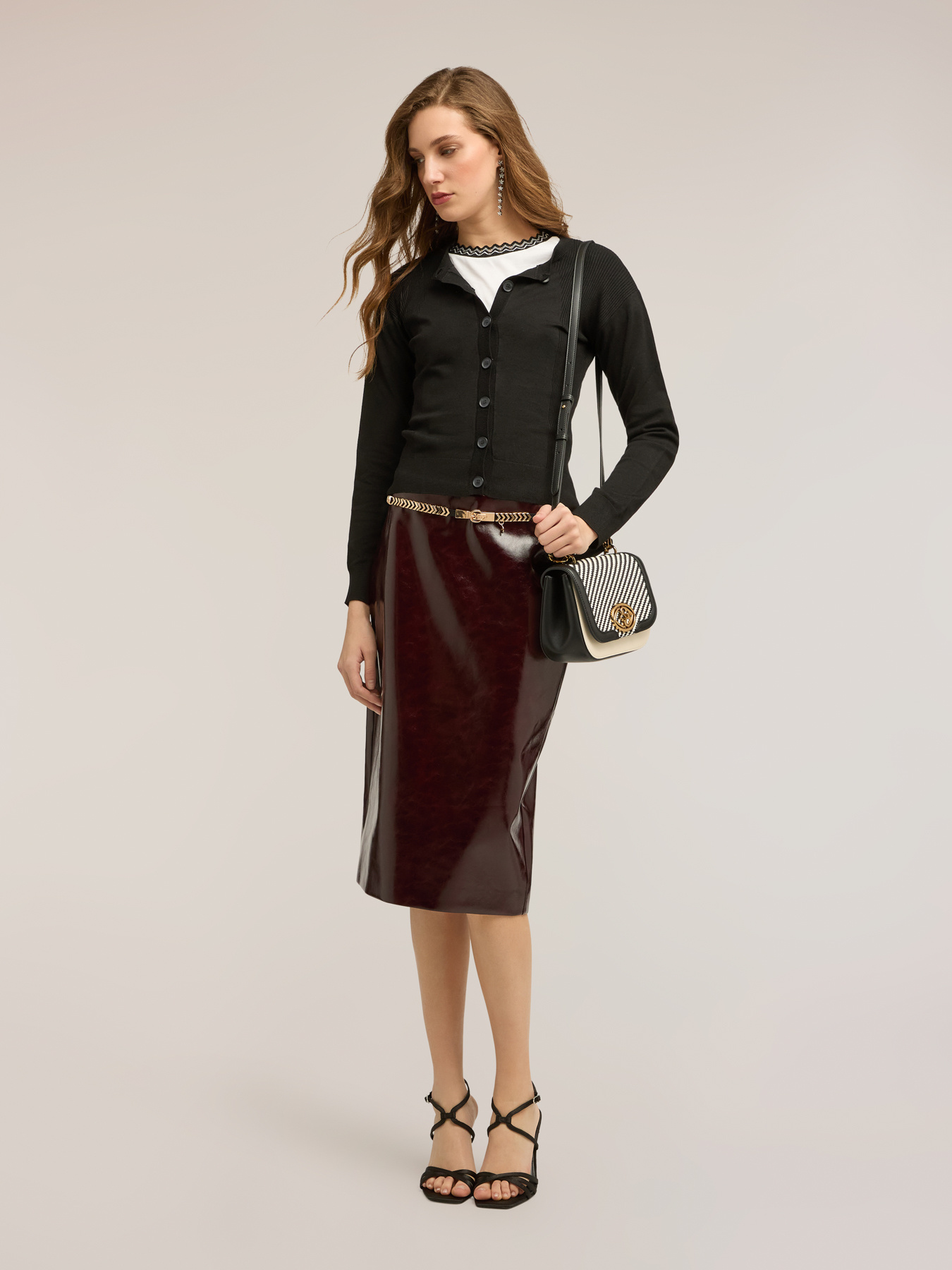 Strickjacke mit gerippten Details image number 0