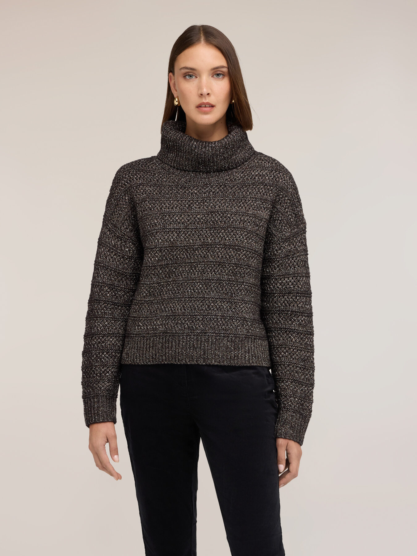 Heavyweight knit turtleneck with lurex thread image number 0