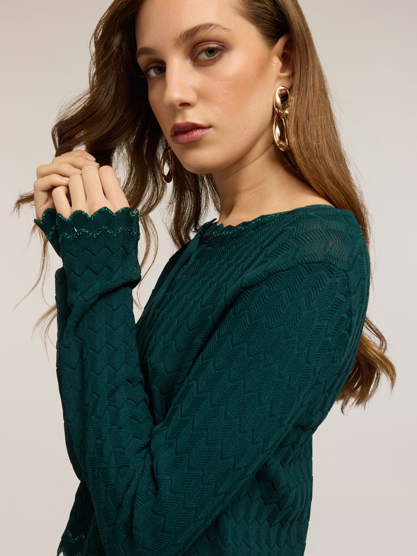 Short lace-effect knit cardigan image number 2