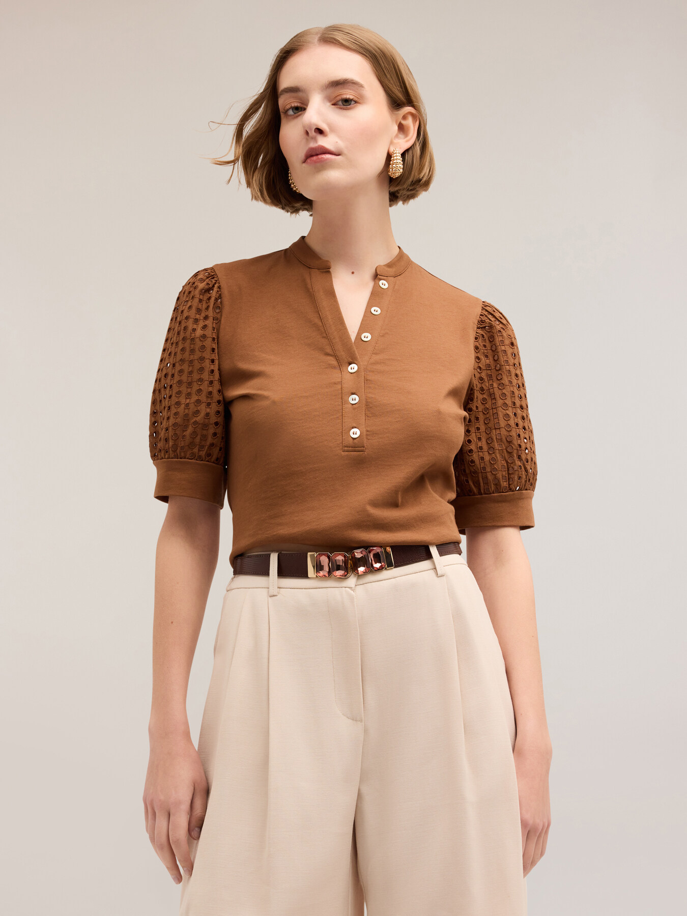 T-shirt col tunisien avec manches en broderie anglaise image number 0