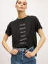 T-Shirt aus zwei verschiedenen Materialien mit Druck image number 2