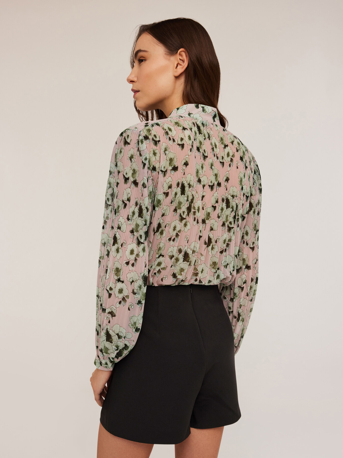 Chiffonbluse mit Blumenmuster image number 2