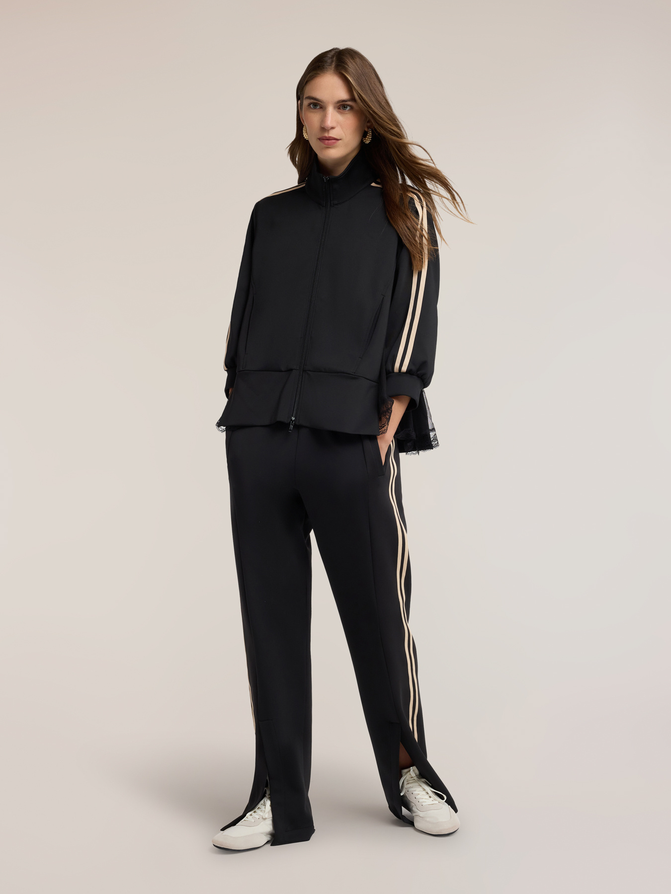 Oversized sweatshirt with zip and lace insert image number 2
