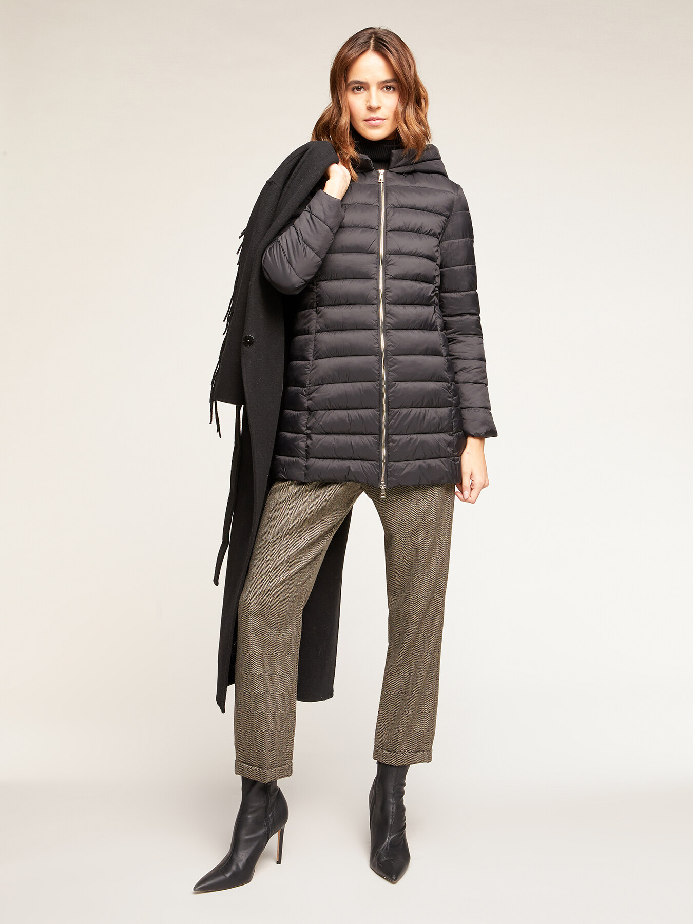 Cappotto lungo con frange e piumino interno image number 0