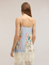 Top long en satin avec inserts en dentelle image number 1