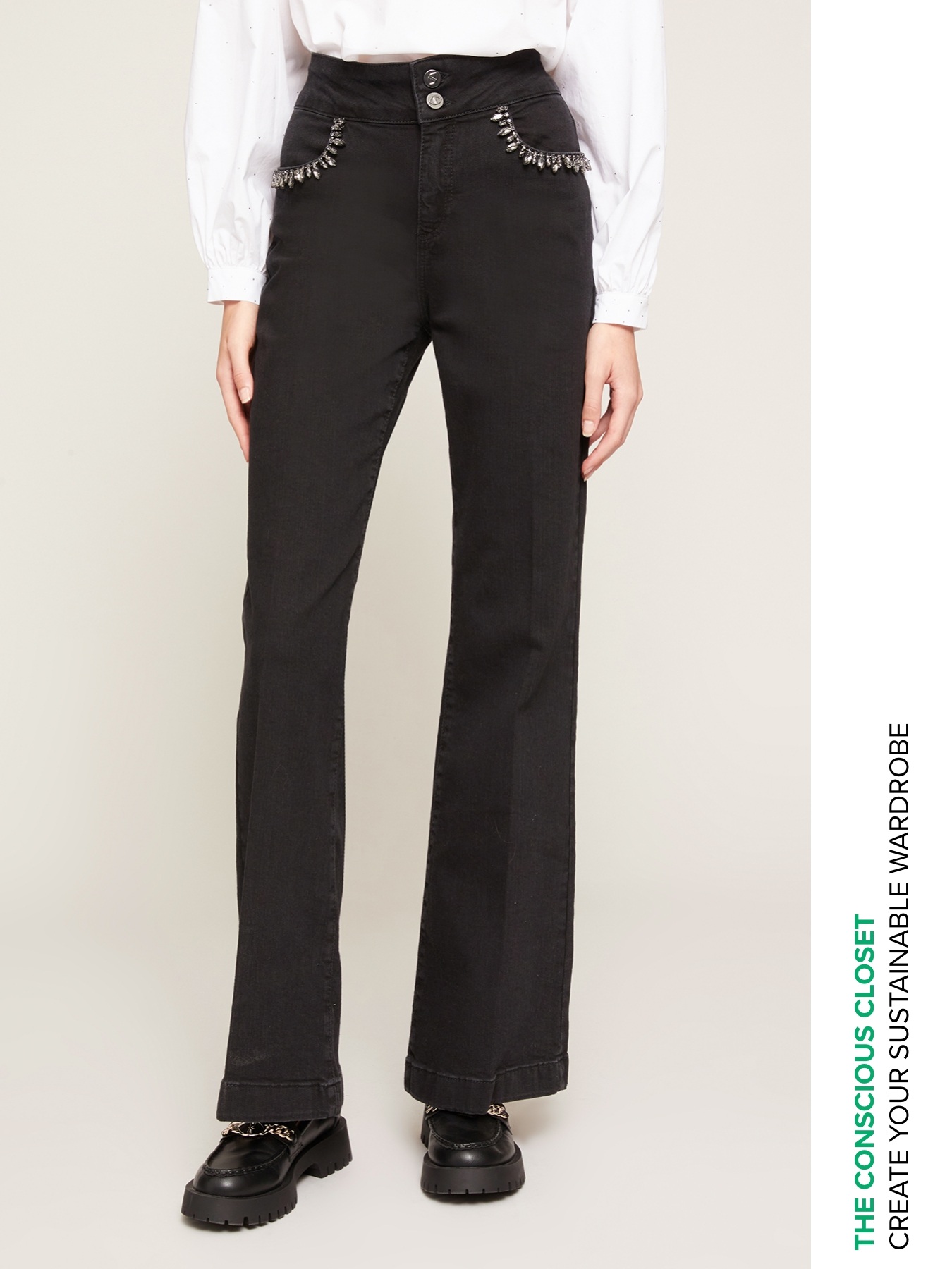 Blugi largi cu broderie din pietre de cristal image number 0